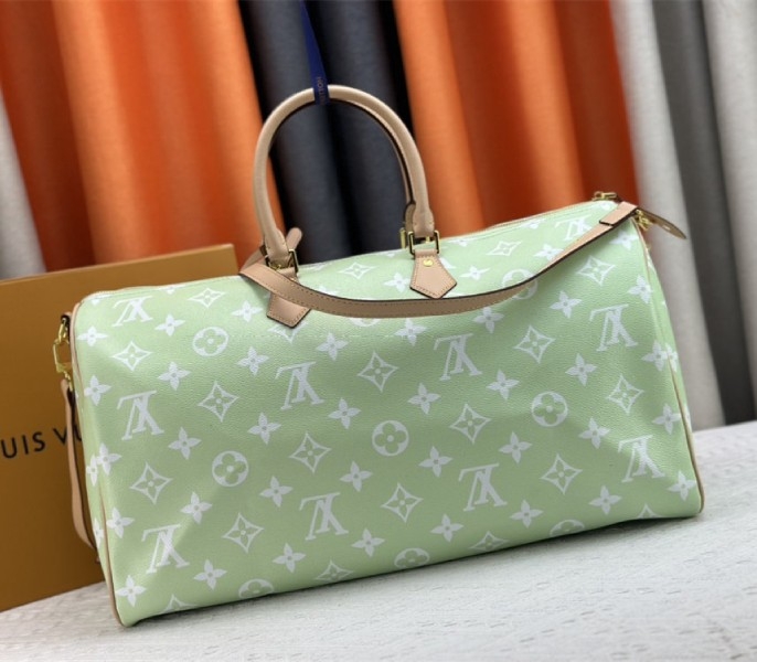 L0vis Vvtt0n Speedy P9 Bandouliere 50 Bag In Light Green