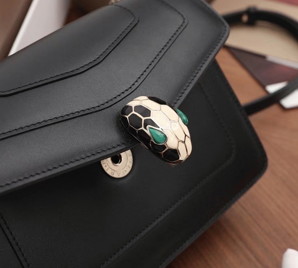 Replica Bv1g*ai Serpenti Forever Small Cross-body Bag Black Calfskin