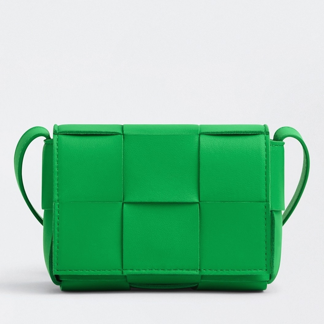 Top Quality Replica B0tt*ga Ven*ta Candy Cassette Bag In Parakeet