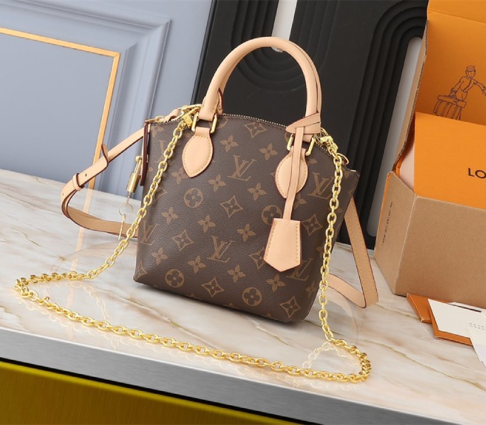 L0vis Vvtt0n Monogram Canvas Lockit BB Bag