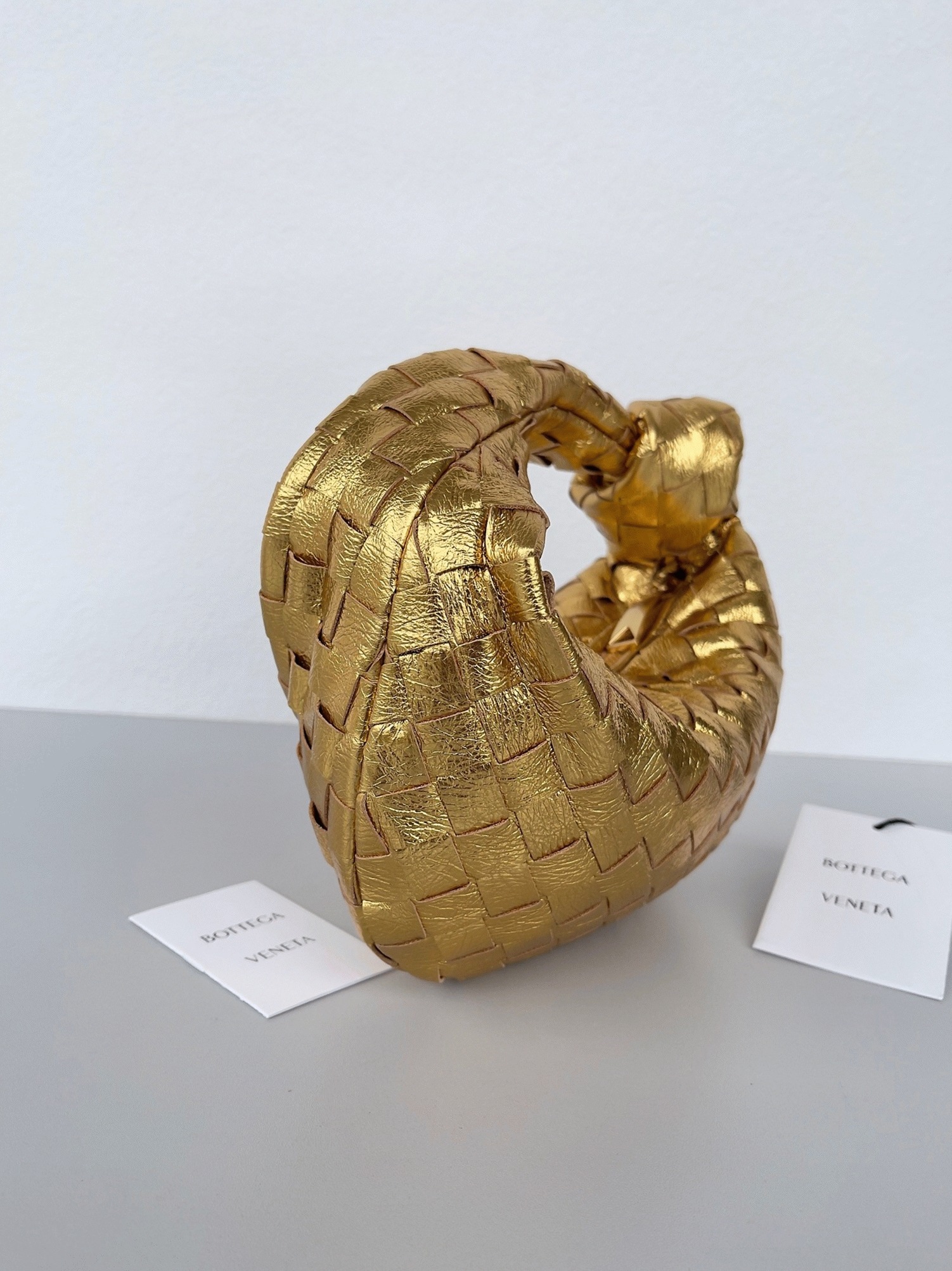 Replica B0tt*ga Ven*ta BV Jodie Mini Bag Gold