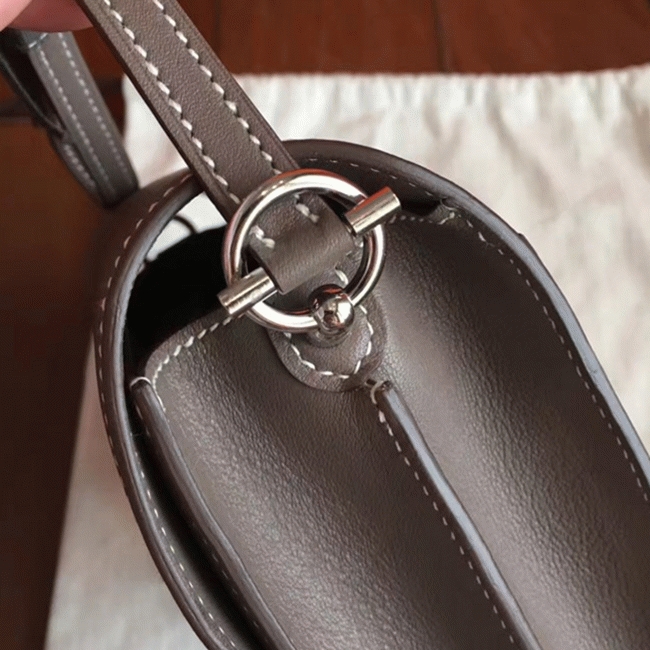 Etoupe knockoff H**me5 Mini Sac Roulis handbag