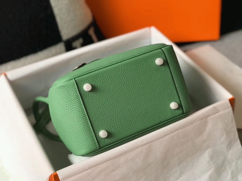 Knockoff H**me5 Lindy Mini handbag in vert criquet color