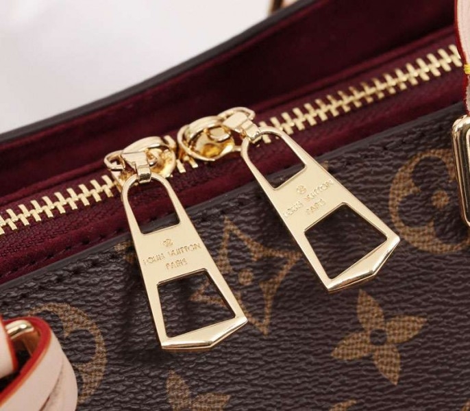 L0vis Vvtt0n Monogram Canvas Soufflot BB Bag