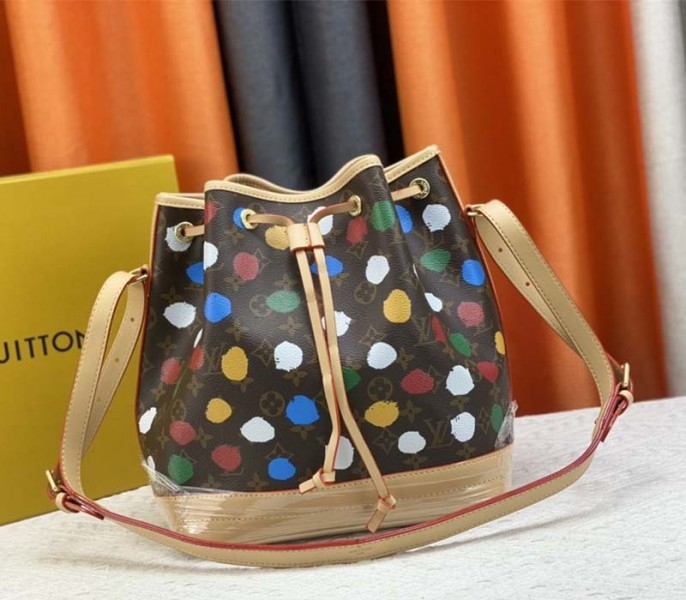 L0vis Vvtt0n X YK Monogram Canvas Noe Bag
