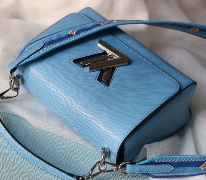 L0vis Vvtt0n Epi Leather Twist MM Bag With Jacquard Strap In Bleuet Blue