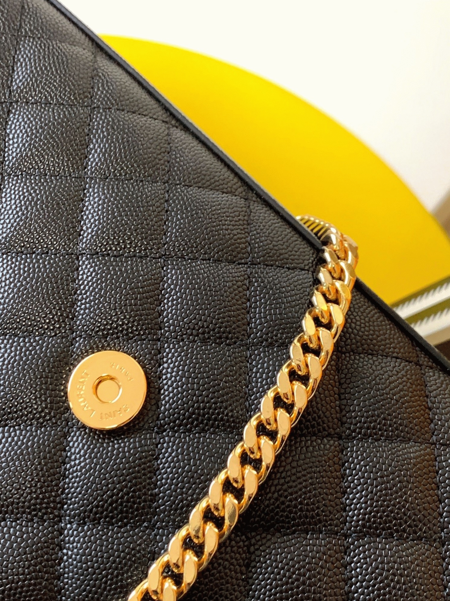 Replica Sa1nt Lau*nt Envelope Medium Bag Black