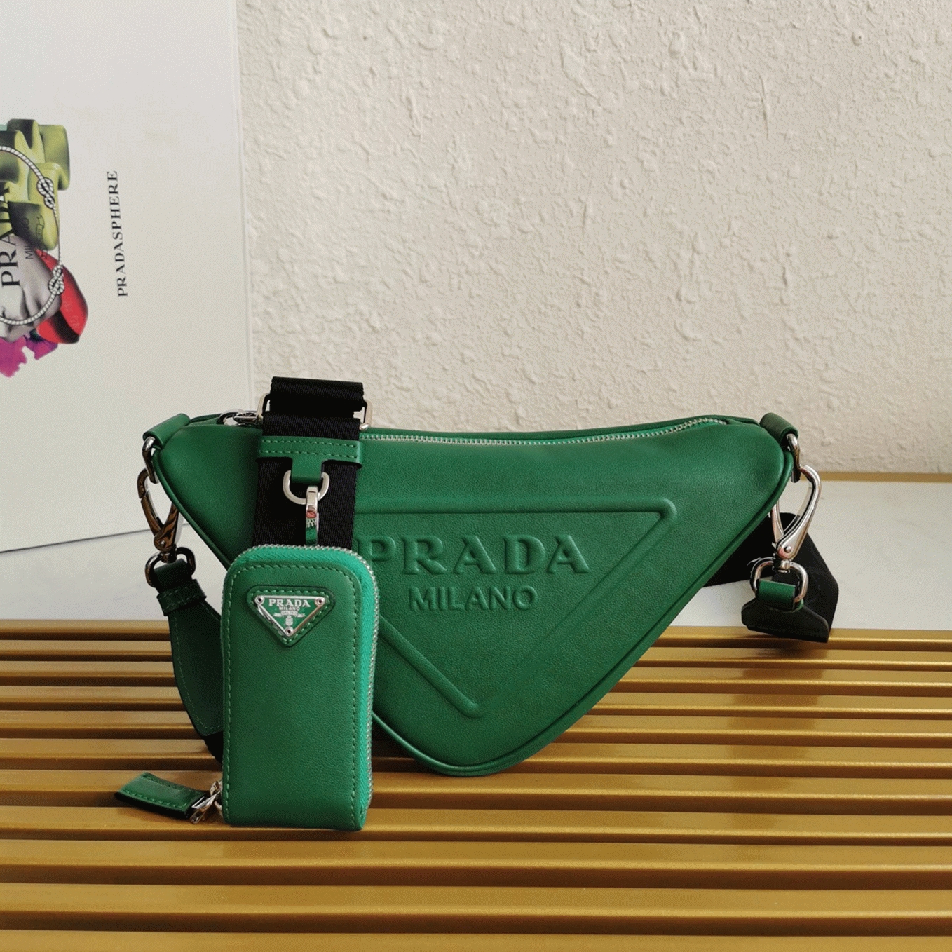 Pra*a Triangle Shoulder Bag Knockoff in Green