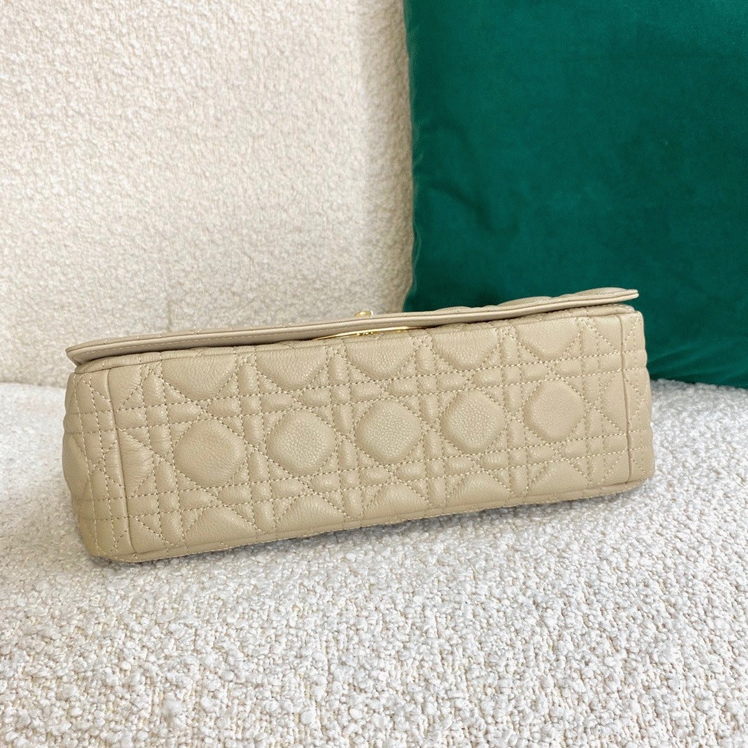 D10r Caro Large Bag Knockoff in Beige