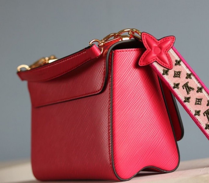 L0vis Vvtt0n Epi Leather Twist MM Handbag In Red With Embroidered Strap