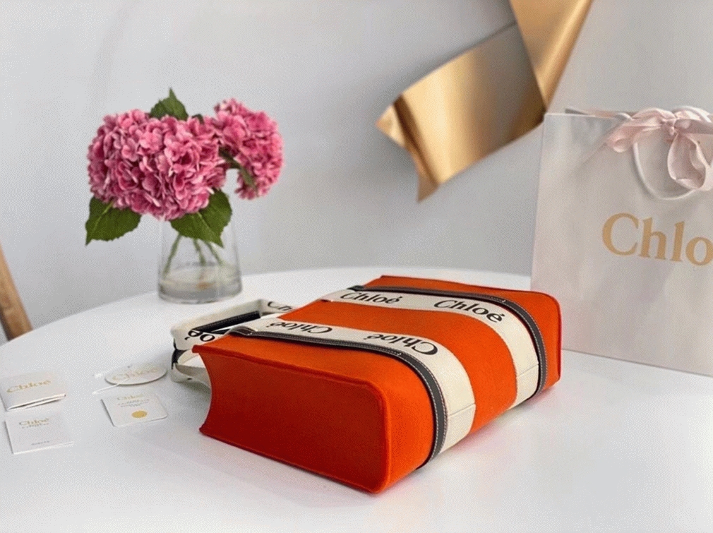 top quality fake Ch10e medium woody tote bag in orange felt