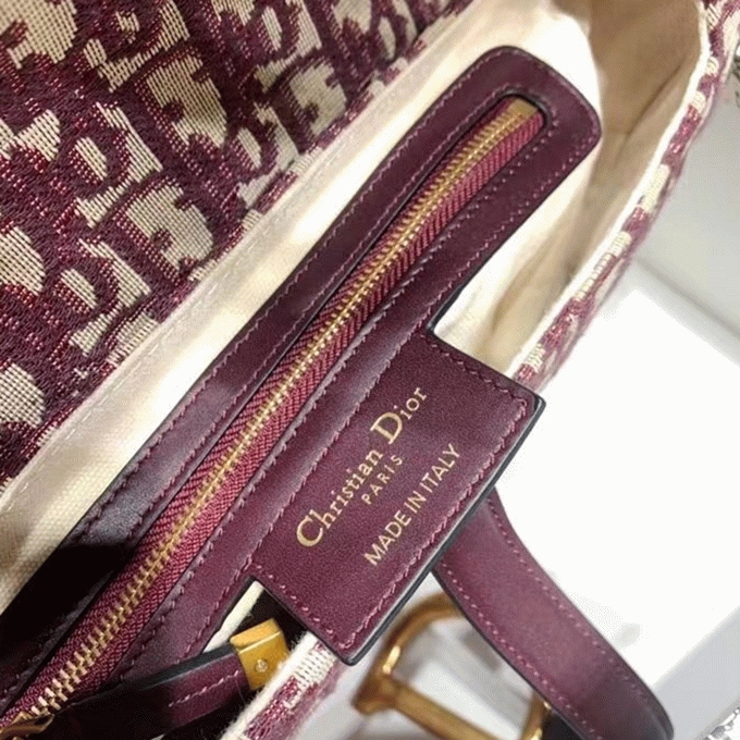 D10r Saddle Bag Faux in Burgundy D10r Oblique Jacquard