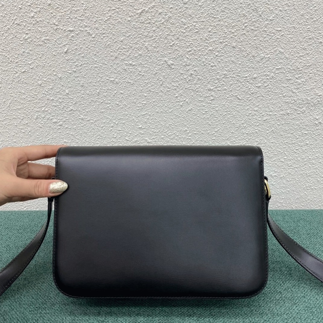 Top Quality Faux Ce1i*e Triomphe Medium Bag In Black