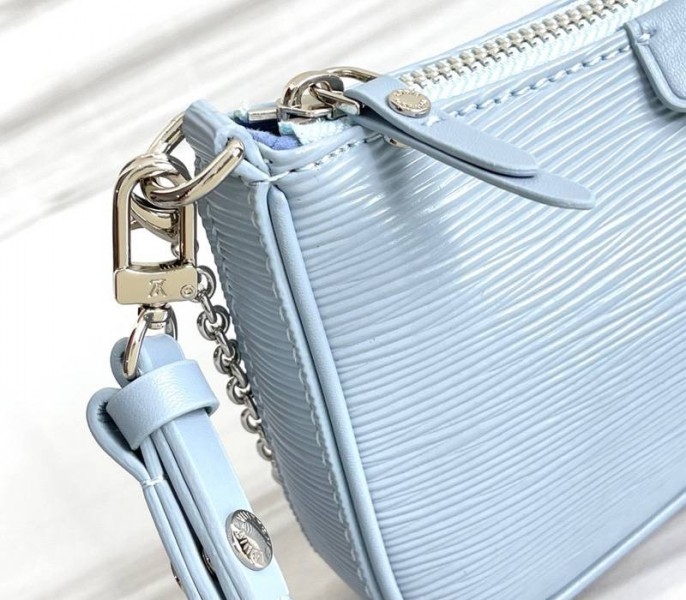 L0vis Vvtt0n Epi Leather Easy Pouch On Strap In Bleu Celeste Blue