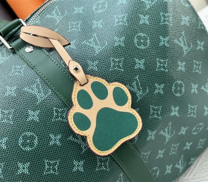 L0vis Vvtt0n Monogram Heritage Canvas Keepall Bandouliere 50 In Green