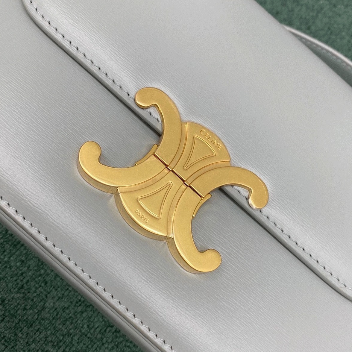 Top Quality Replica Ce1i*e Triomphe Teen Bag In Mineral