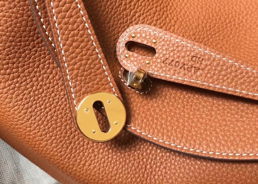 Luxury replica H**me5 Lindy 26cm handbag in gold