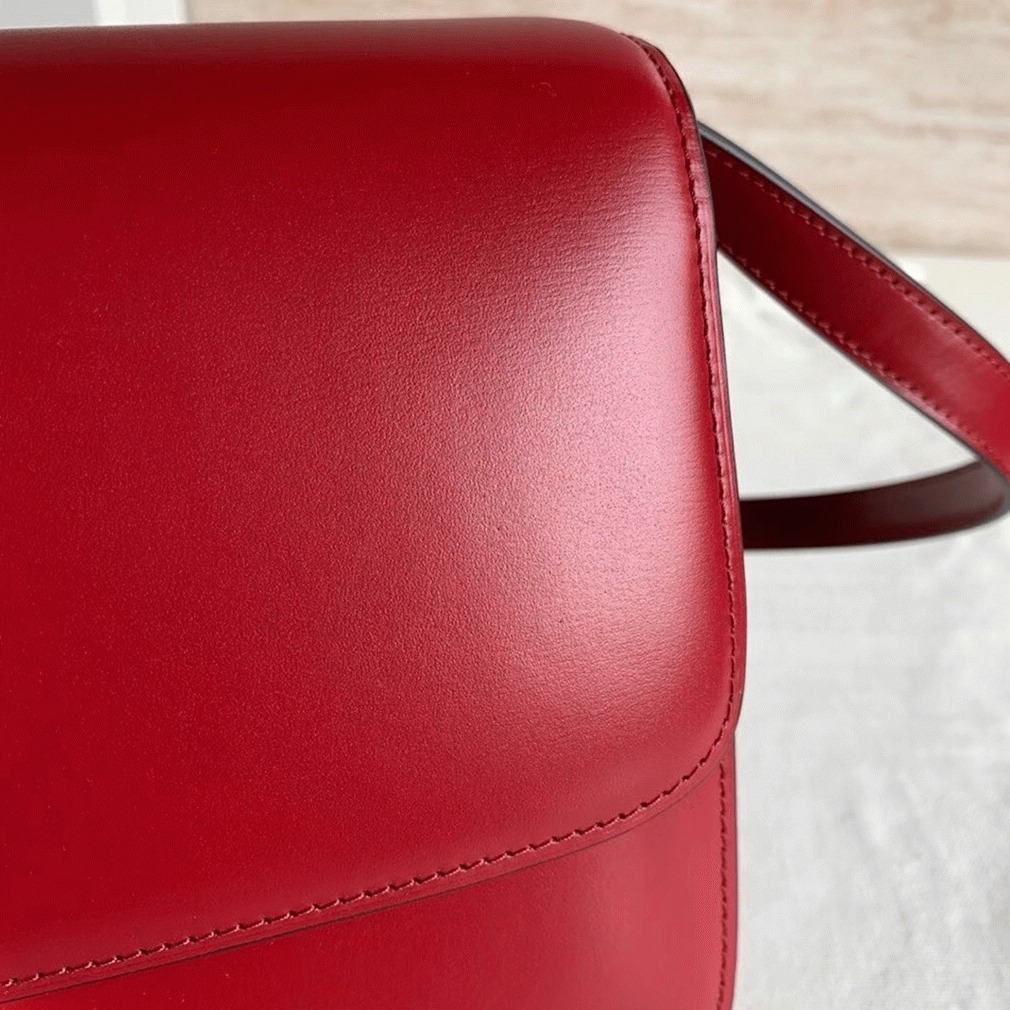 Top Quality Fake Ce1i*e Classic Box Medium Bag In Red