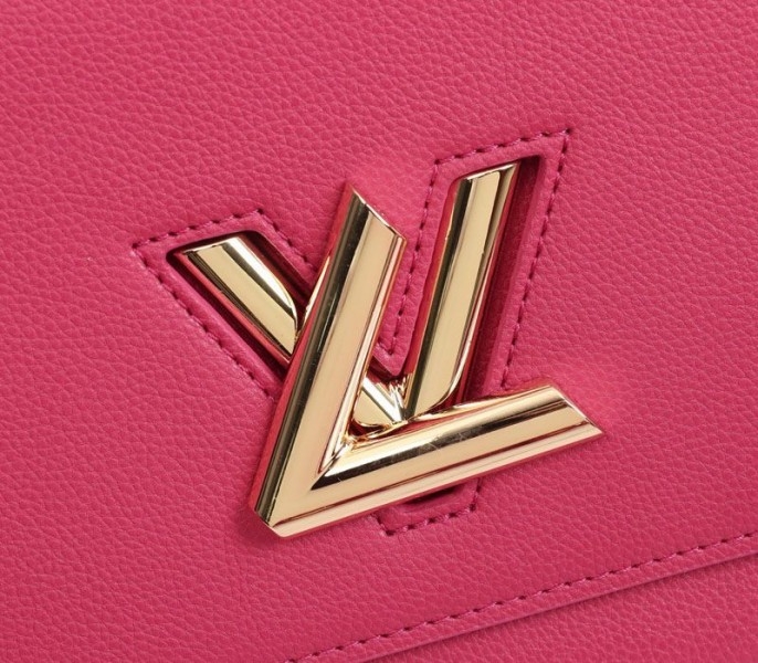 L0vis Vvtt0n Twist One Handle MM Handbag In Rose