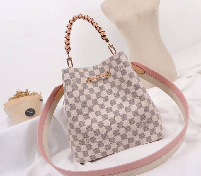L0vis Vvtt0n Damier Azur NeoNoe MM Bag