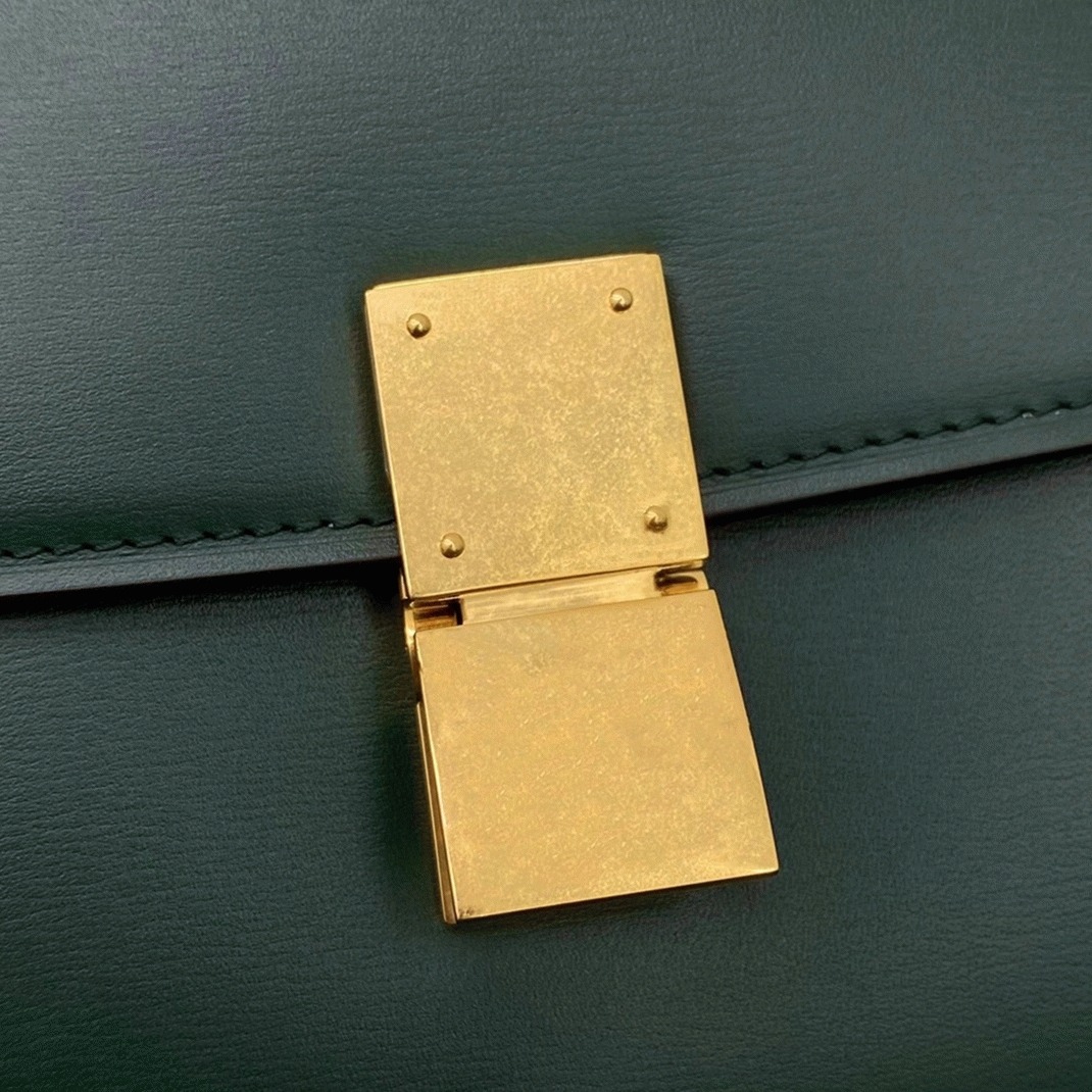 Top Quality Fake Ce1i*e Classic Box Medium Bag In Amazone