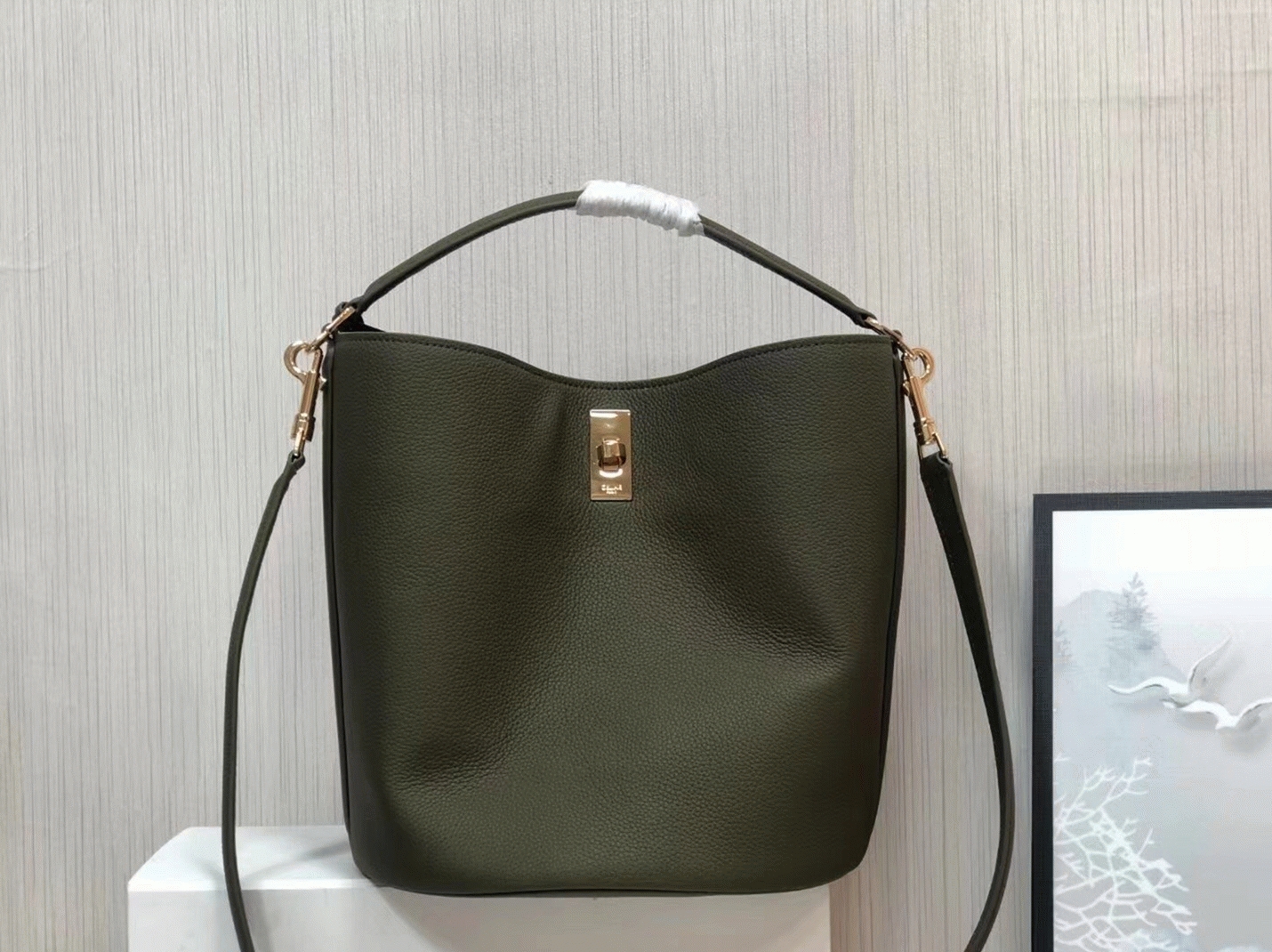 Top Quality Replica Ce1i*e Bucket 16 Bag In Dark Olive
