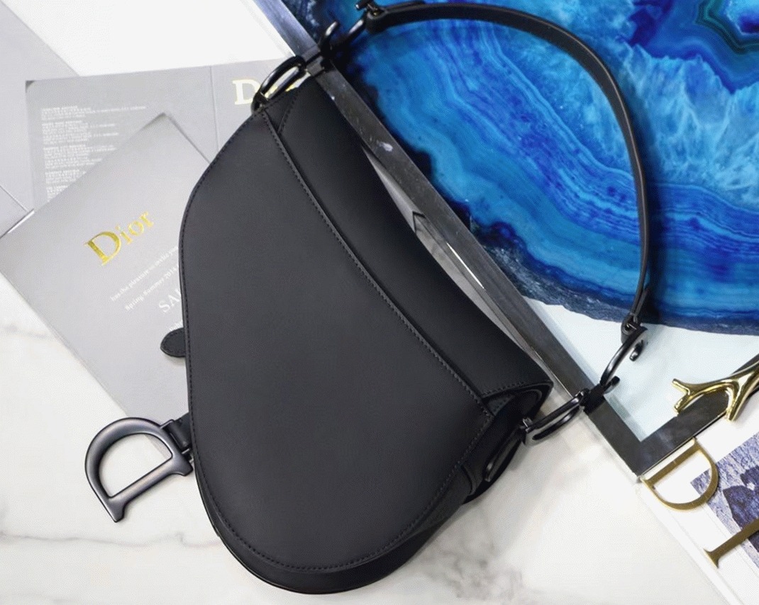 D10r Saddle Mini Bag Knockoff in Black Ultramatte Calfskin