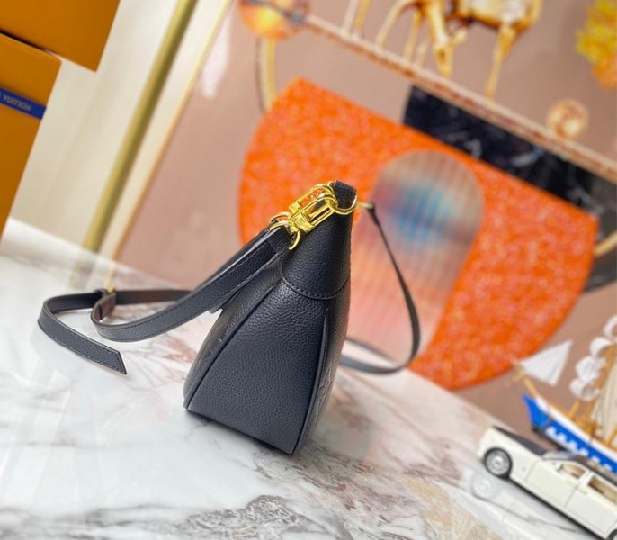 L0vis Vvtt0n Monogram Empreinte Leather Bagatelle Mini Hobo In Black