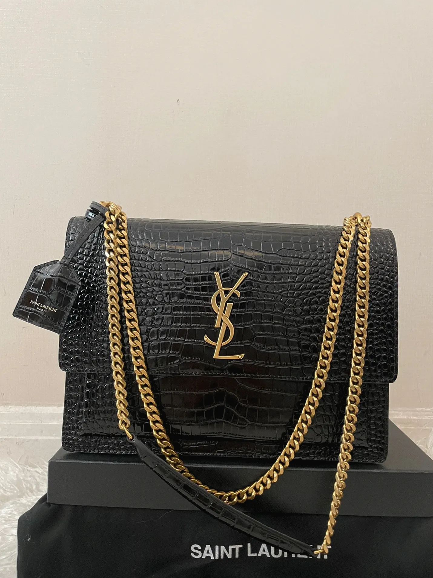 Fake Sa1nt Lau*nt Sunset Medium Chain Bag Black Crocodile-embossed Leather