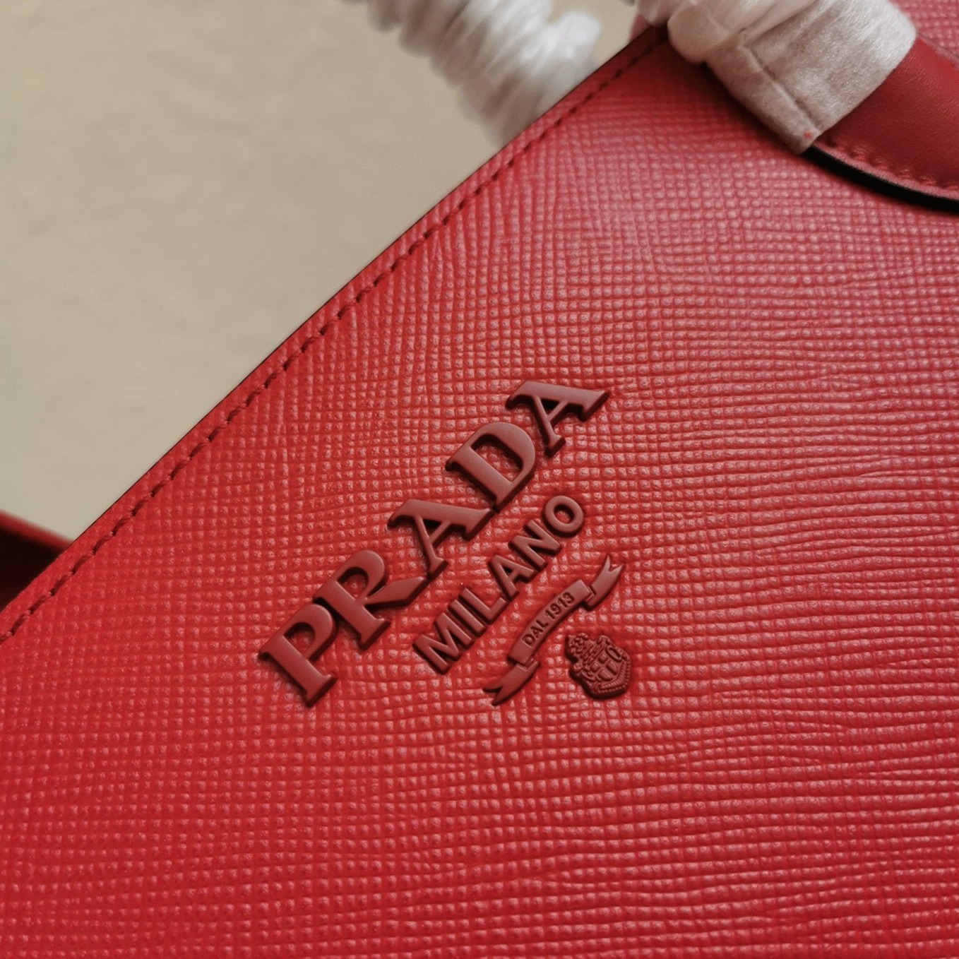 Pra*a Monochrome Medium Bag Replica in Red