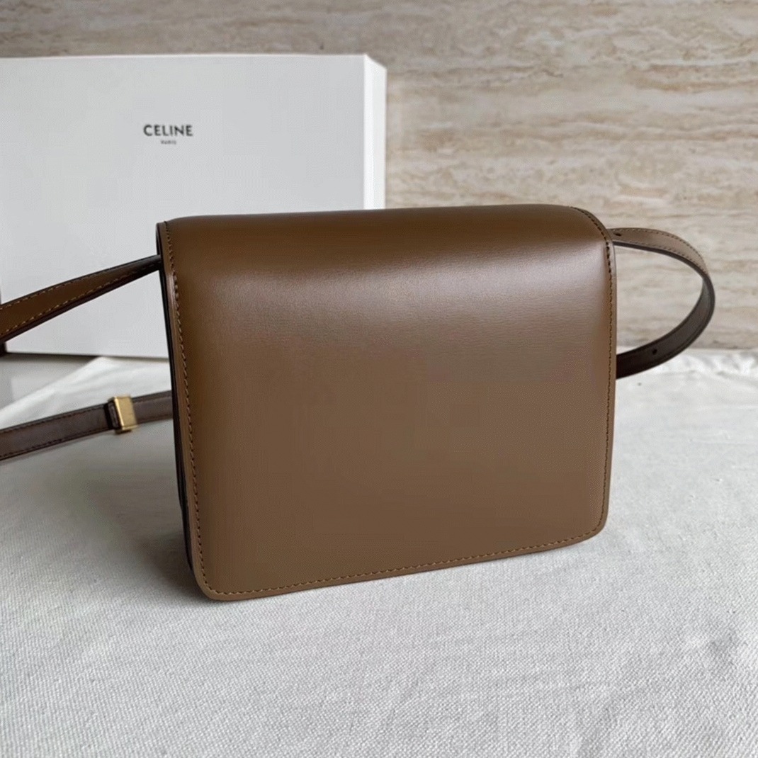 Top Quality Replica Ce1i*e Classic Box Small Bag In Camel