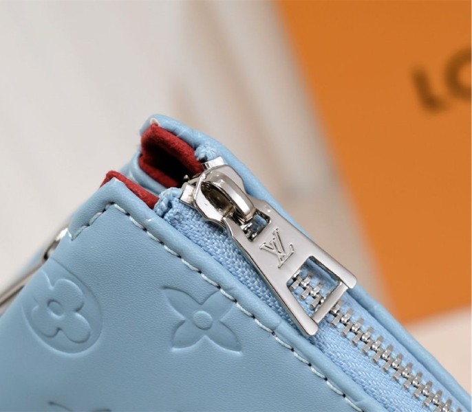 L0vis Vvtt0n Coussin PM Bag In Turquoise Blue With Jacquard Strap