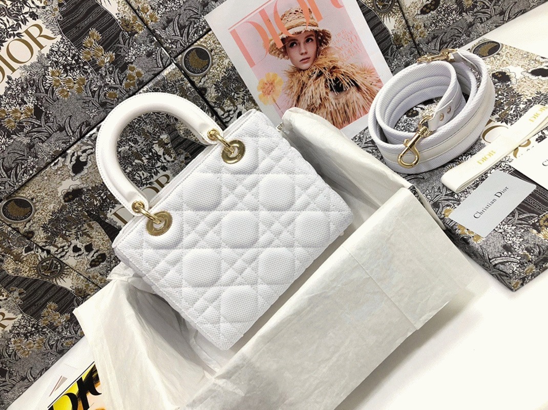 White D10r Lady D-Lite Medium Replica Bag with Macrocannage Texture