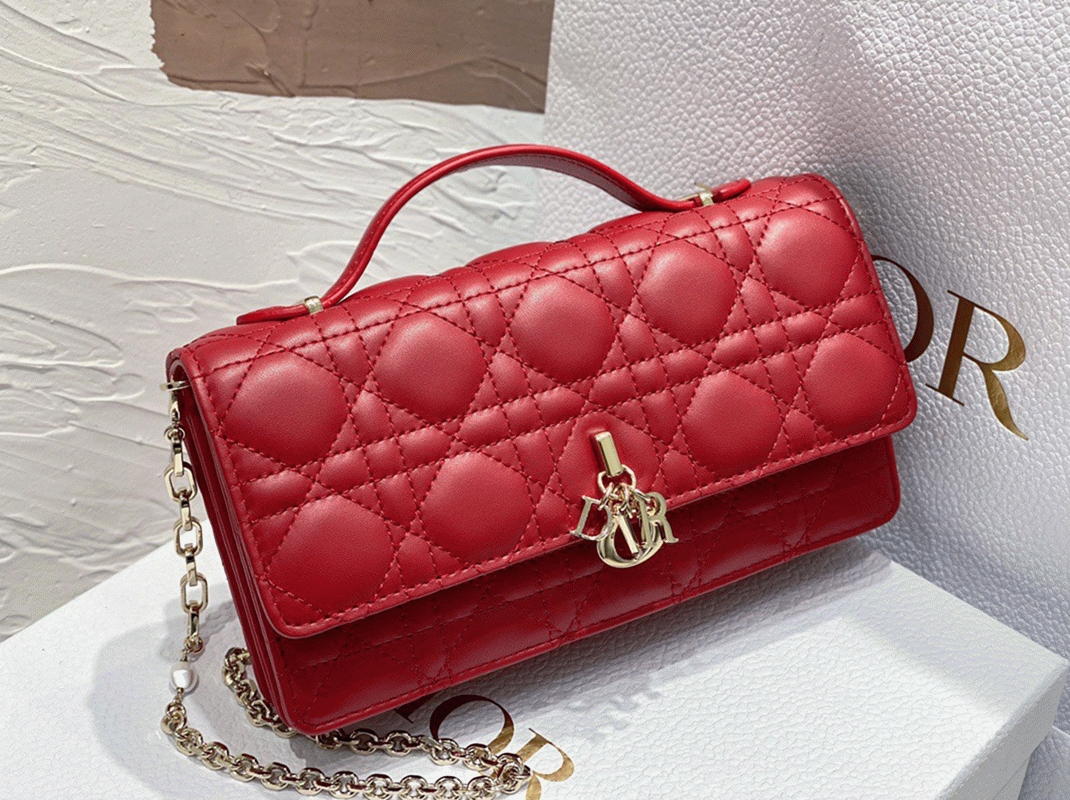 D10r Miss D10r Mini Bag Knockoff in Red Cannage Lambskin
