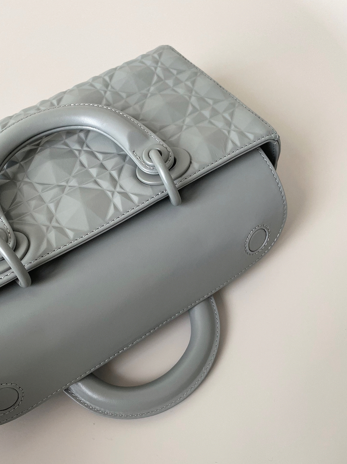 D10r Lady D-Joy Medium Bag Knockoff in Grey Calfskin with D1am0nd Motif