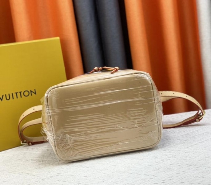 L0vis Vvtt0n X YK Monogram Canvas Noe Bag