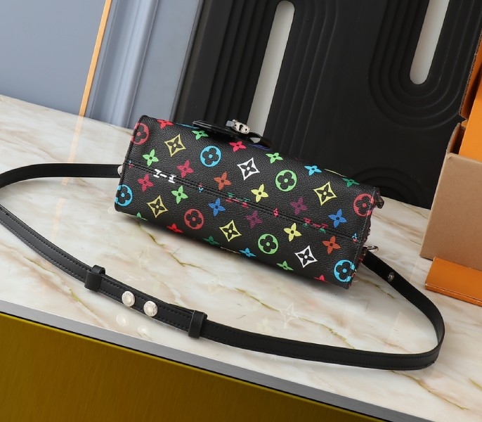 LV X TM Multicolored Onthego East West Chain In Black