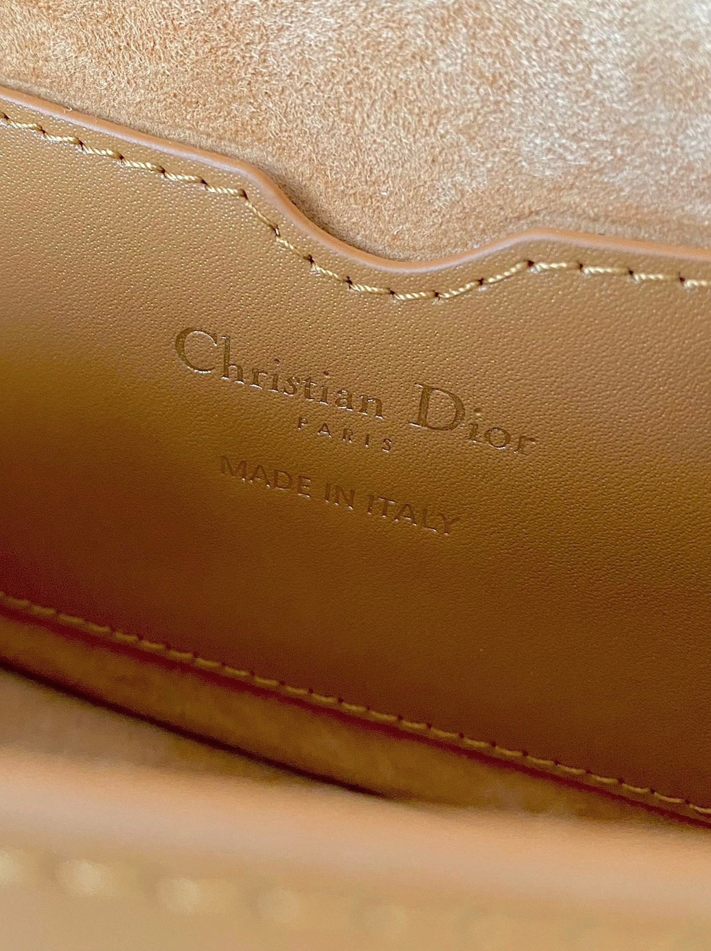 D10r Bobby East-West Bag Knockoff in Brown