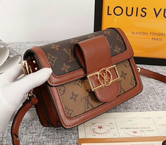 L0vis Vvtt0n Monogram Reverse Canvas Mini Dauphine Bag