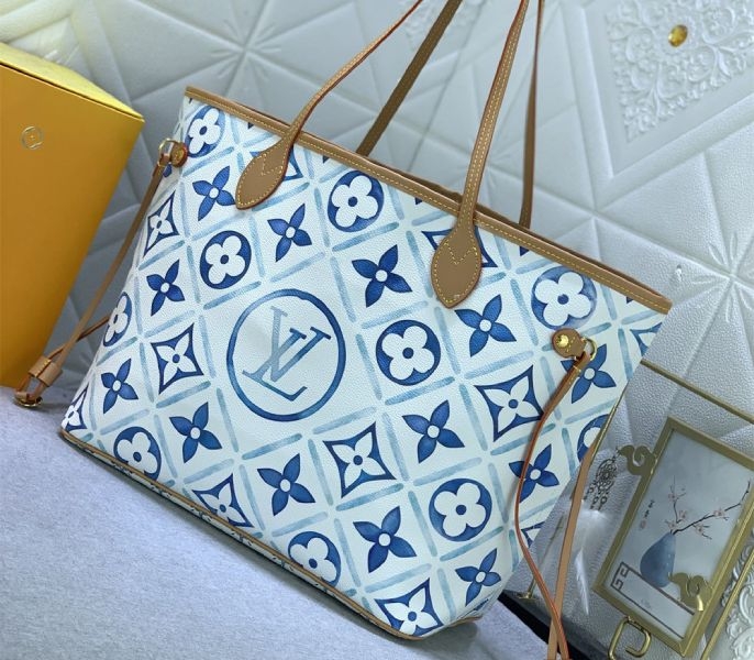 L0vis Vvtt0n LV By The Pool Monogram Tiles Canvas Neverfull MM Tote In Lagoon Blue