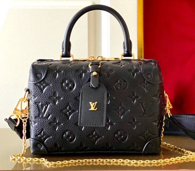 L0vis Vvtt0n Monogram Empreinte Petite Malle Souple Handbag In Black