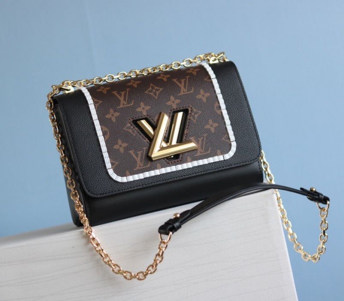 L0vis Vvtt0n Twist MM Canvas Trompe loeil Braid Bag In Black