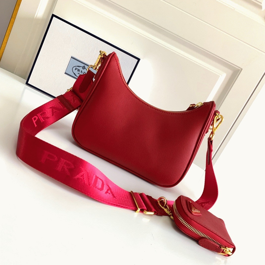 Pra*a Re-Edition 2005 Shoulder Bag Replica in Red