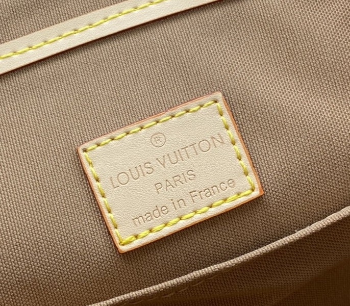 L0vis Vvtt0n Monogram Canvas Excursion PM Backpack