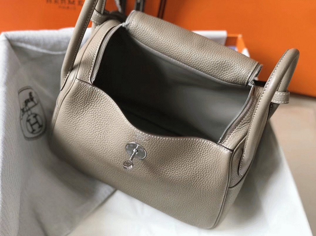 Knockoff H**me5 Lindy bag 26cm in gris tourterelle