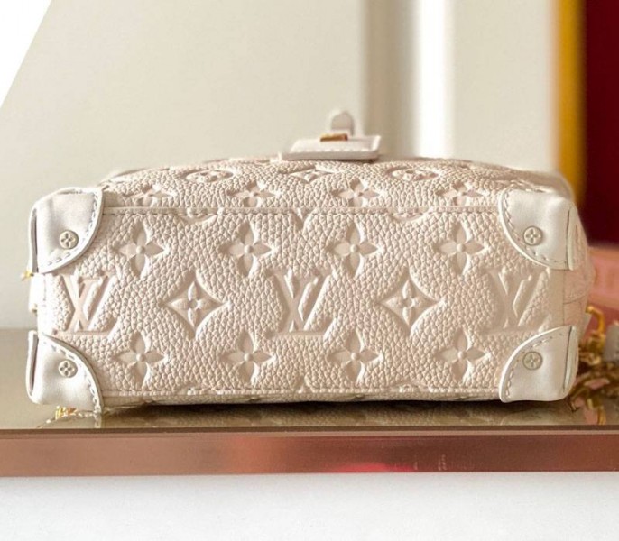 L0vis Vvtt0n Monogram Empreinte Petite Malle Souple Handbag In Cream
