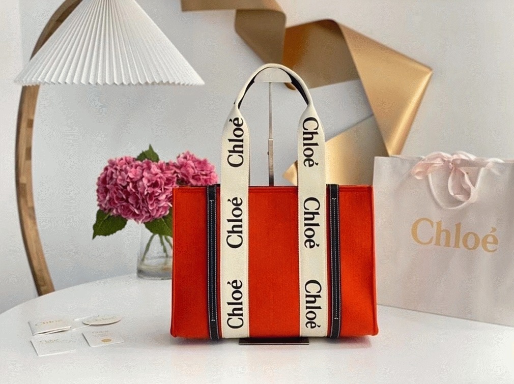top quality fake Ch10e medium woody tote bag in orange felt