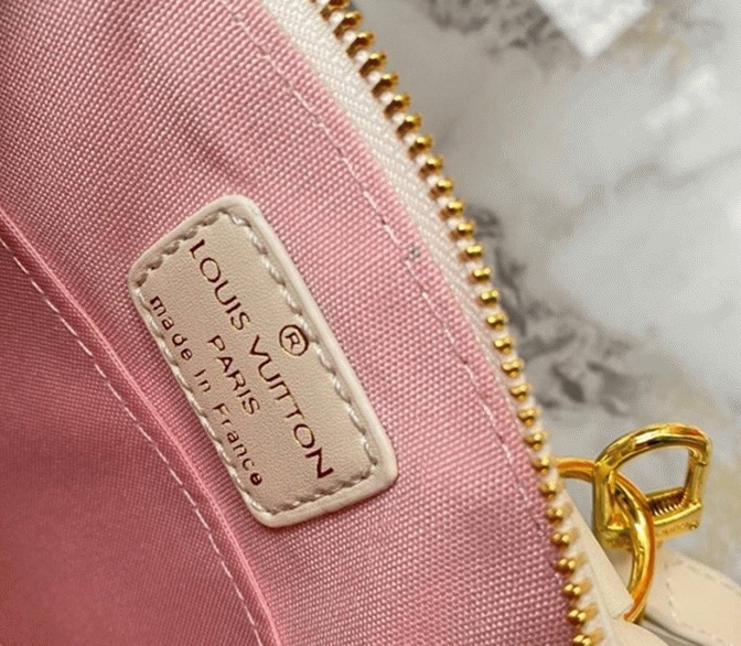 L0vis Vvtt0n Damier Azur Spring 2022 Alma BB Handbag