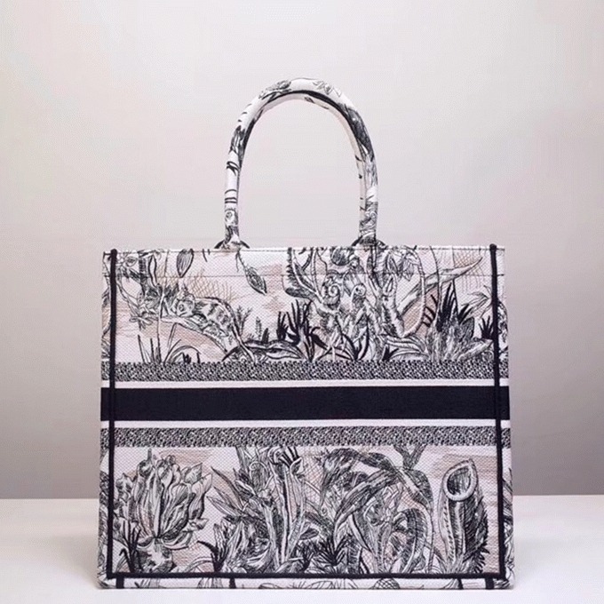 D10r Large Book Tote Bag Fake in Toile de Jouy Carnivora Motif