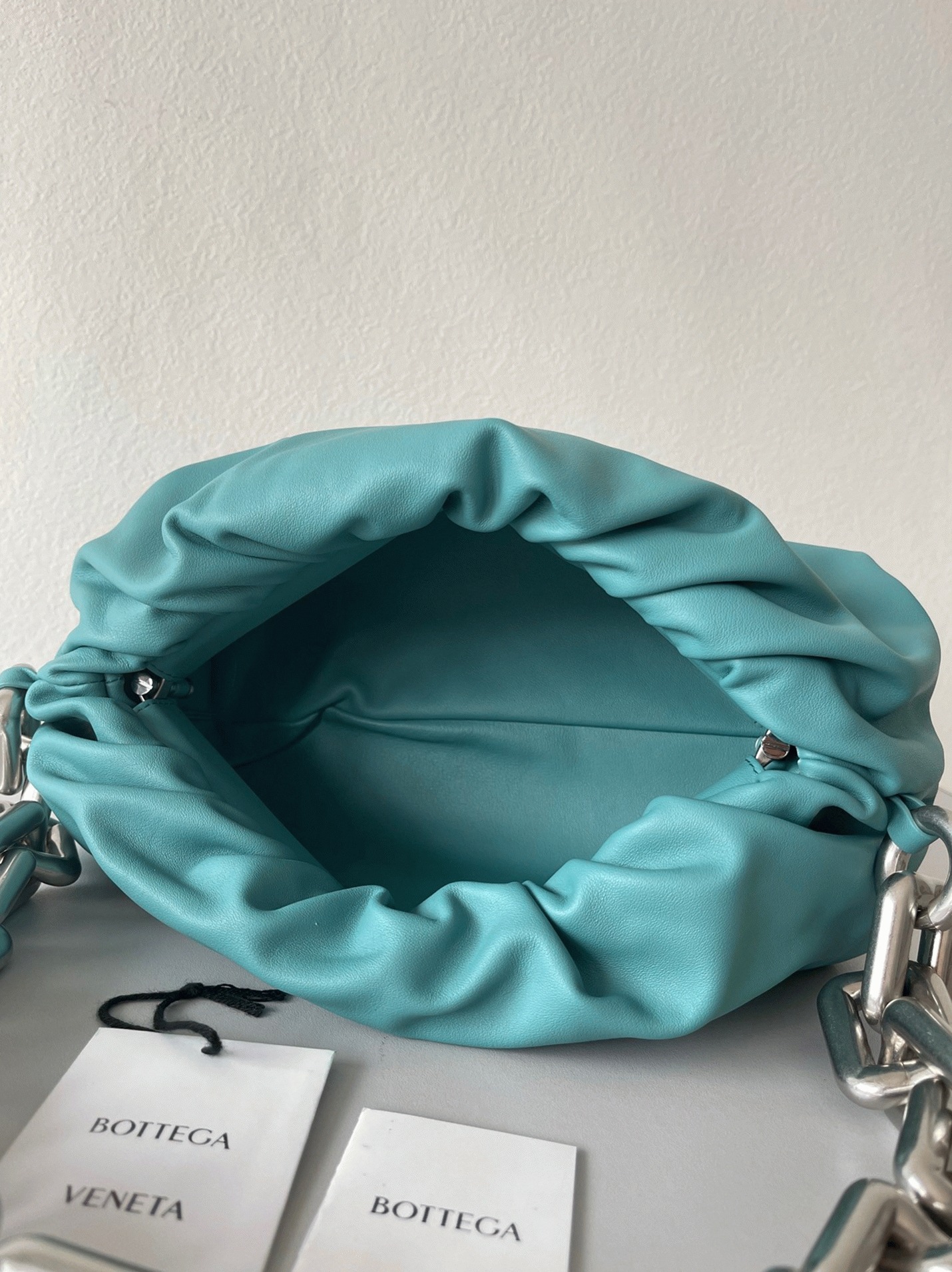 Faux B0tt*ga Ven*ta The Chain Pouch Bag Lake Green